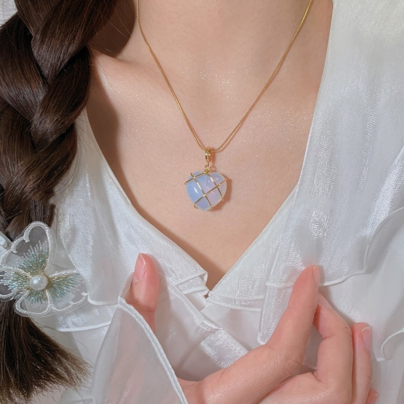 Enchanted Moonstone Necklace: A Whimsical Delight for Princesses